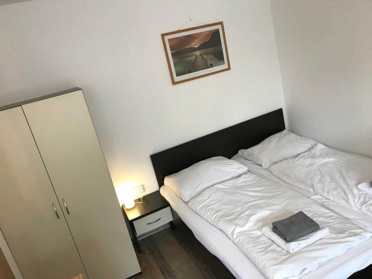 Penzion Nova Hospoda Prague Luaran gambar